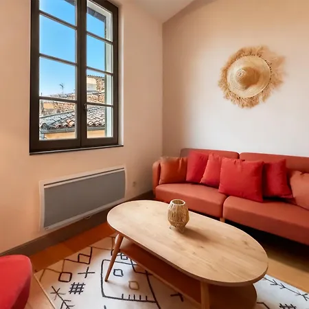 Duplex En Plein Centre De Nîmes