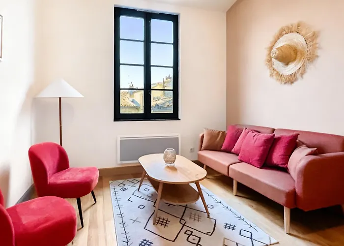 Duplex En Plein Centre De Nîmes